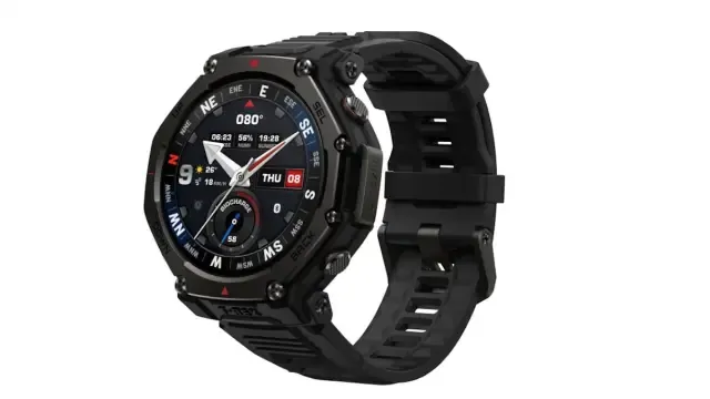 El Amazfit T-Rex 3 Pro, con acabado en titanio y cristal de zafiro