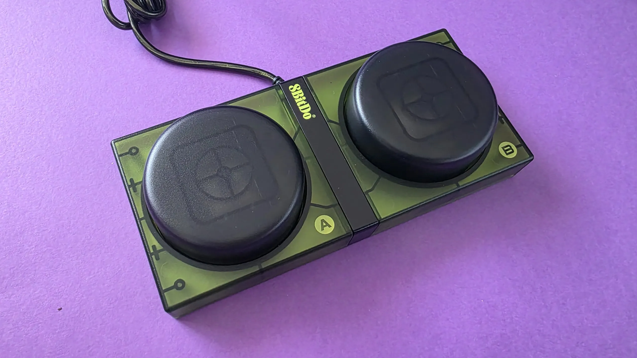 Botones Dual Super Buttons del teclado 8BitDo Retro 87 en verde