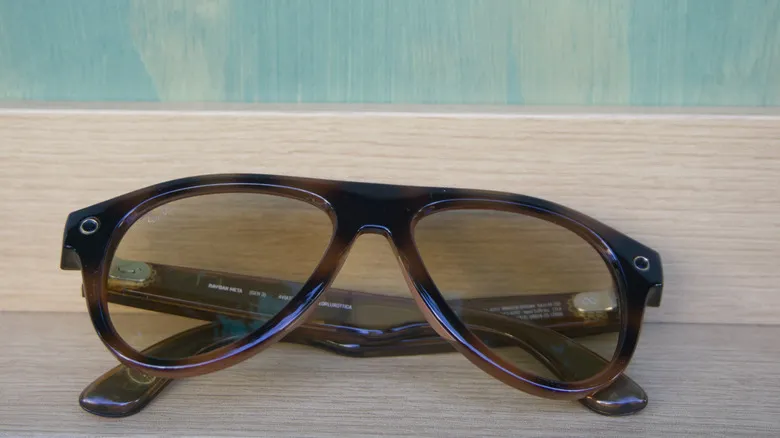 Montura aviador de las Ray-Ban Meta Gen 3 con lentes oscuras