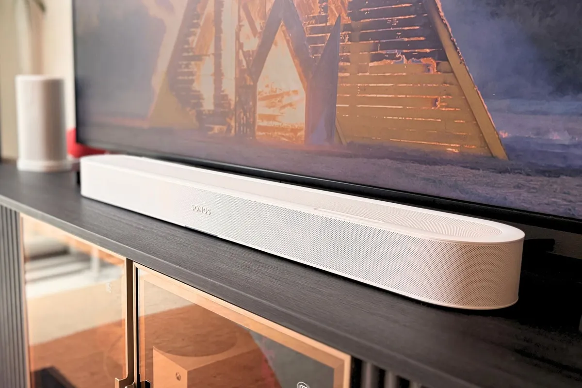 Sonos Beam Ultra soundbar in black seen from the front