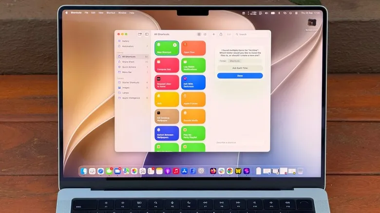 La aplicación Shortcuts de Apple abierta sobre el escritorio de un MacBook