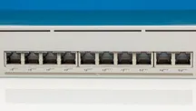 Switch Ubiquiti UniFi USW-Pro-XG-10-PoE con diez puertos 10Gbase-T y dos puertos SFP+