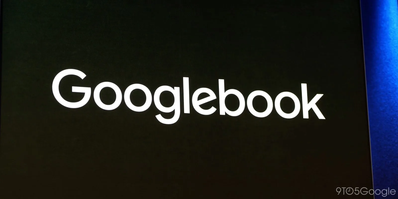 Logotipo de Googlebook sobre fondo degradado azul y morado