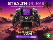 Mando Turtle Beach Stealth Ultra II con pantalla y base de carga en la imagen de presentación