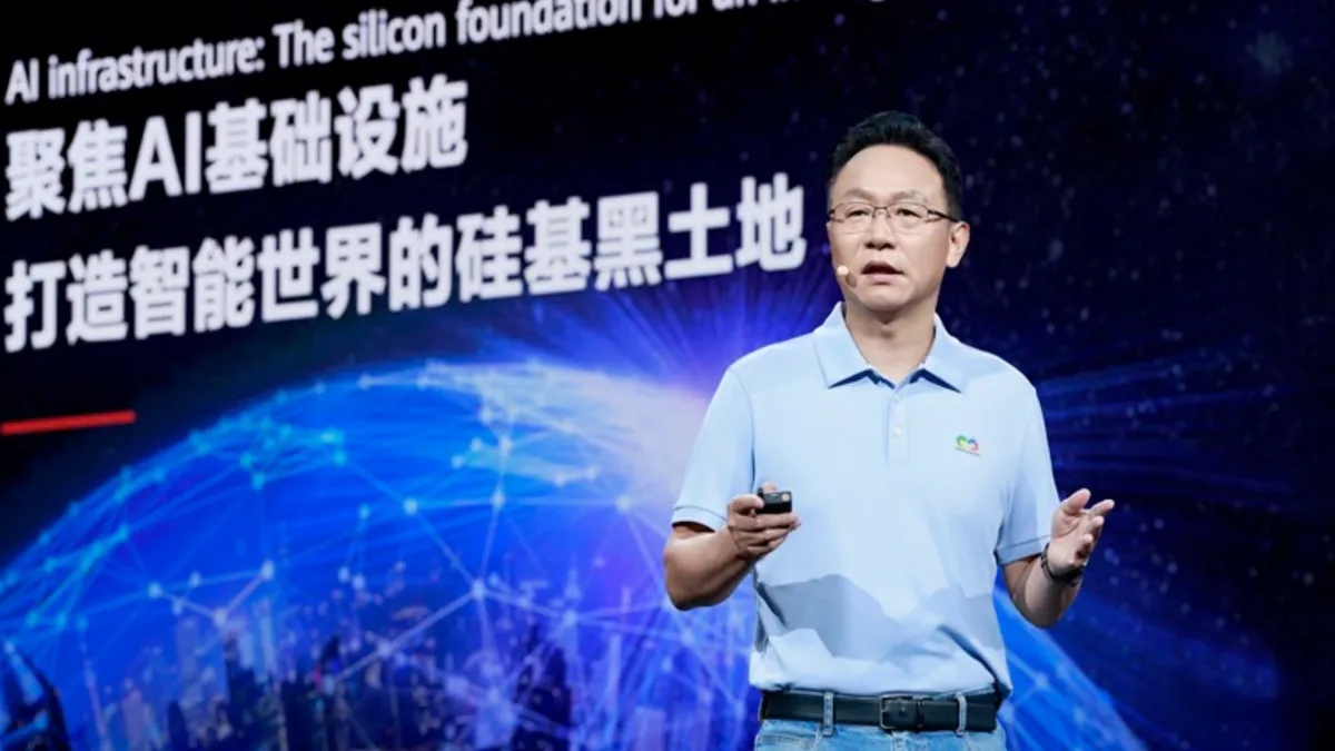 David Wang, presidente rotatorio y vicepresidente del consejo de Huawei, durante su intervención en Huawei Connect 2026