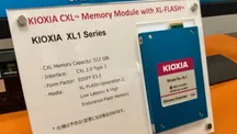 Módulo de expansión de memoria CXL de Kioxia durante una revisión con clientes