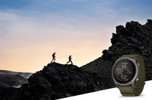El reloj Garmin Enduro 4 con caja de 51 mm, bisel de titanio y pantalla MIP