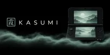 Logotipo de Kasumi en verde menta sobre fondo negro, junto a una New 3DS cuyas dos pantallas muestran un paisaje brumoso