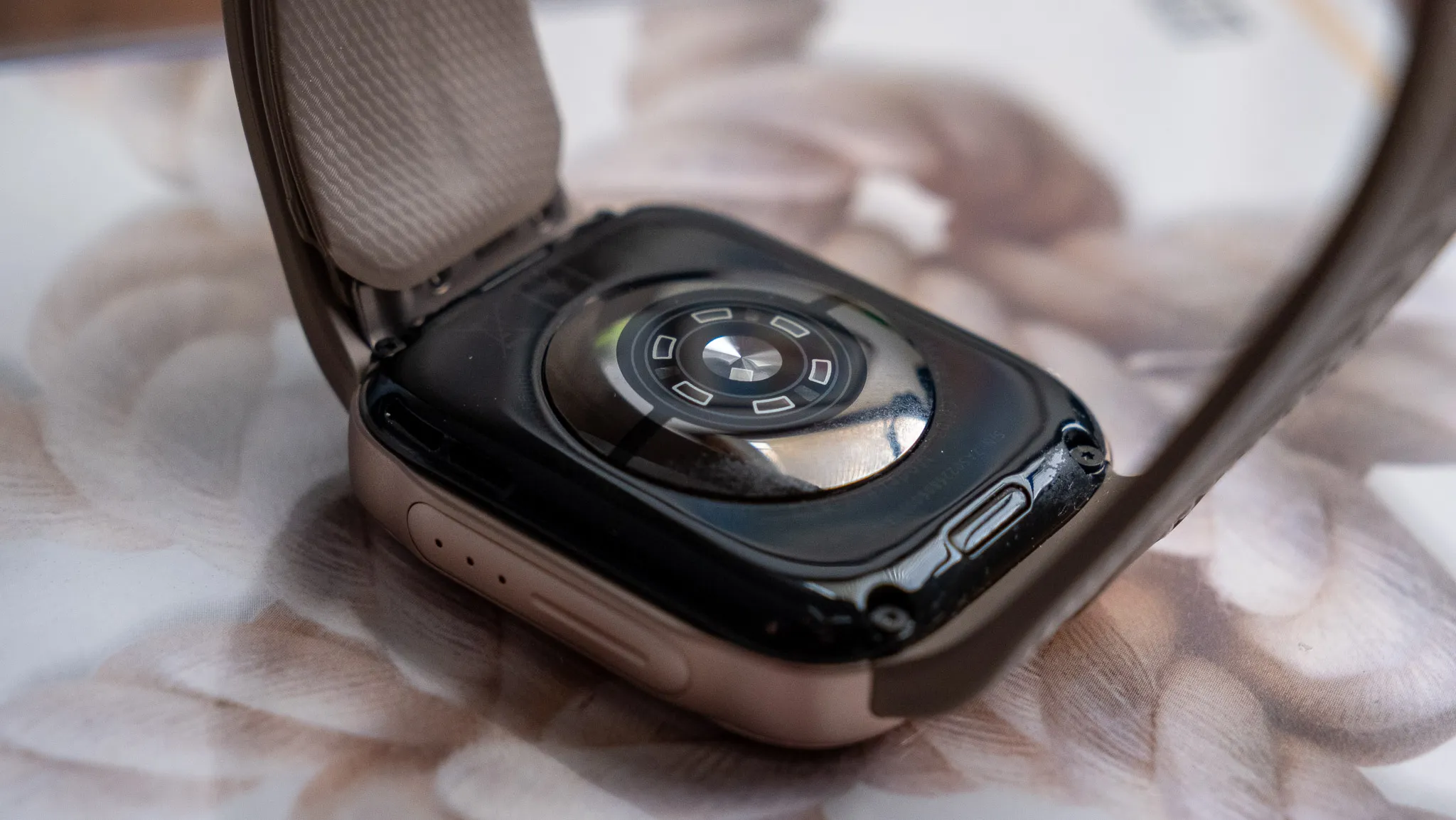 Huawei Watch D3 visto de perfil