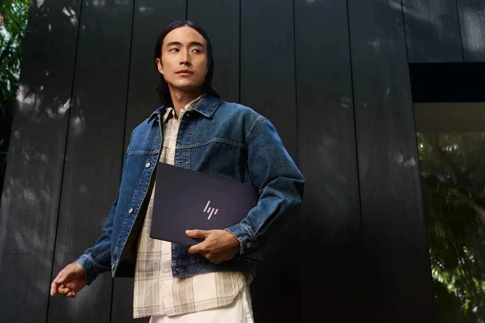 HP Googlebook 14, con chasis de aluminio y pantalla OLED de 14 pulgadas