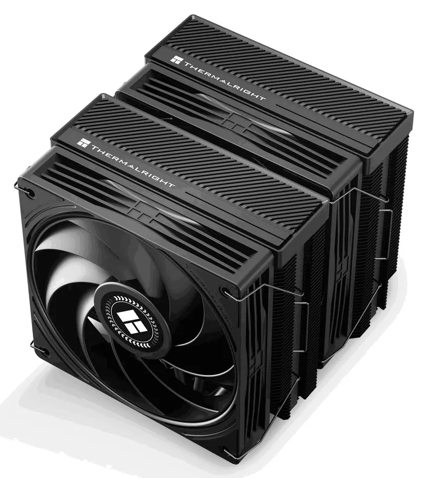 Vista de la doble torre del Peerless Assassin 120H-A Dark con sus dos ventiladores