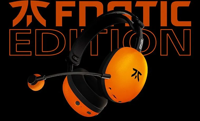 INZONE H9 II en edición Fnatic, con diadema negra y acabado naranja