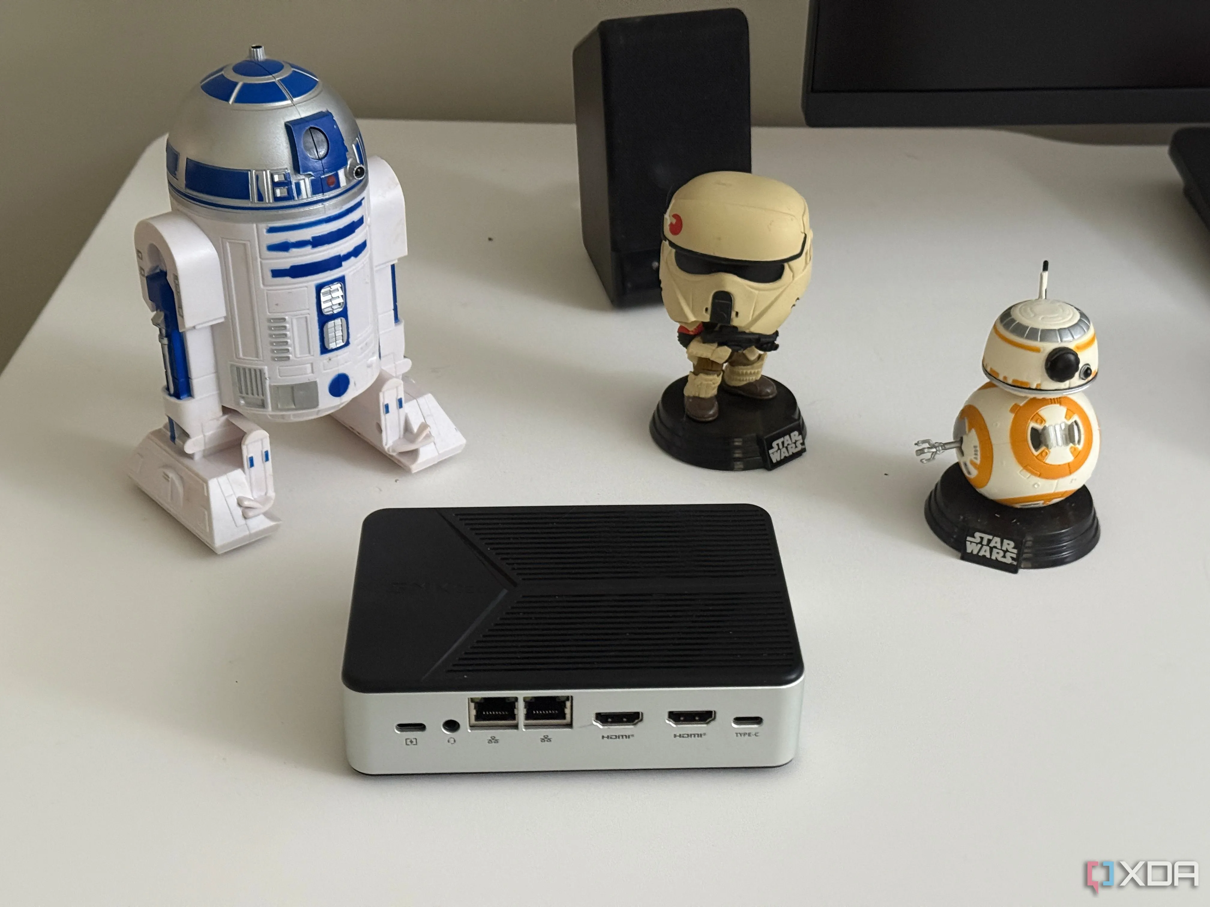 Mini PC con formato NAS