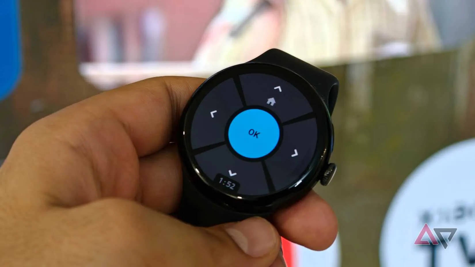 Pad circular de navegación de Remote for Android TV en el Pixel Watch