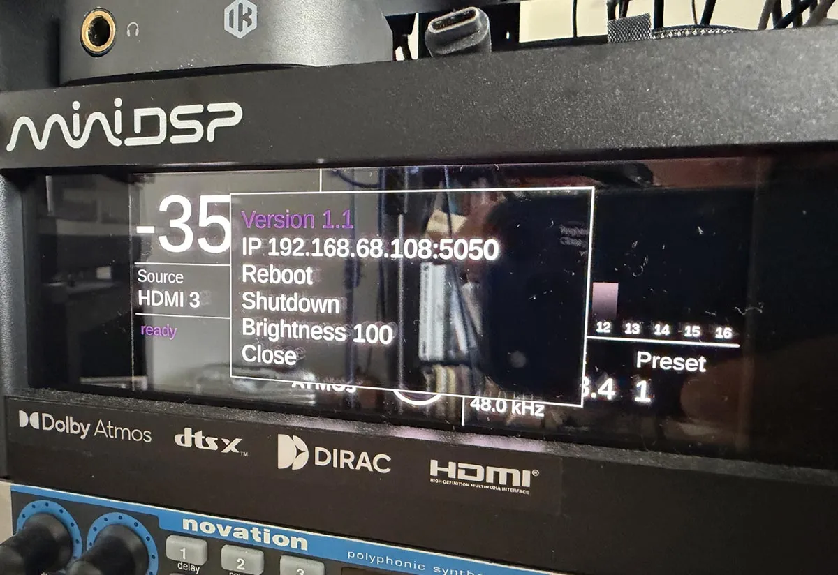 El único submenú del Tide16 se abre con una pulsación corta del mando giratorio