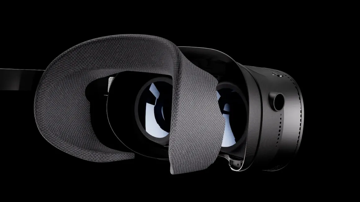 Side view of the Pimax Crystal Pro with the lenses exposed and the fabric face pad removed