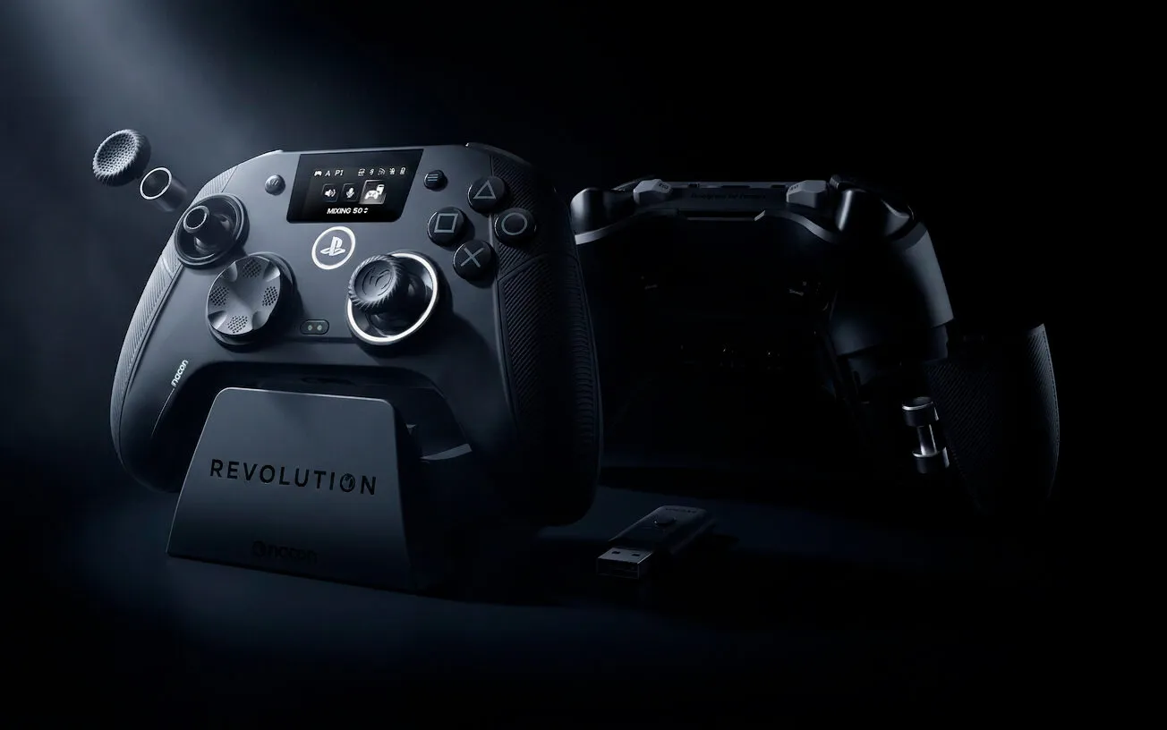 Revolution 5 Unlimited controller with swappable thumbsticks and USB receiver
