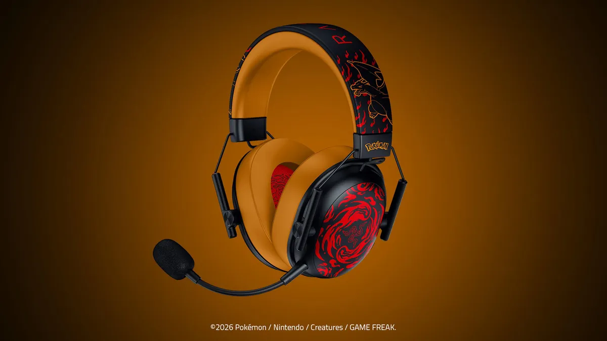 Auriculares Razer de las ediciones Charizard, Lucario y Sylveon de la colección Pokémon