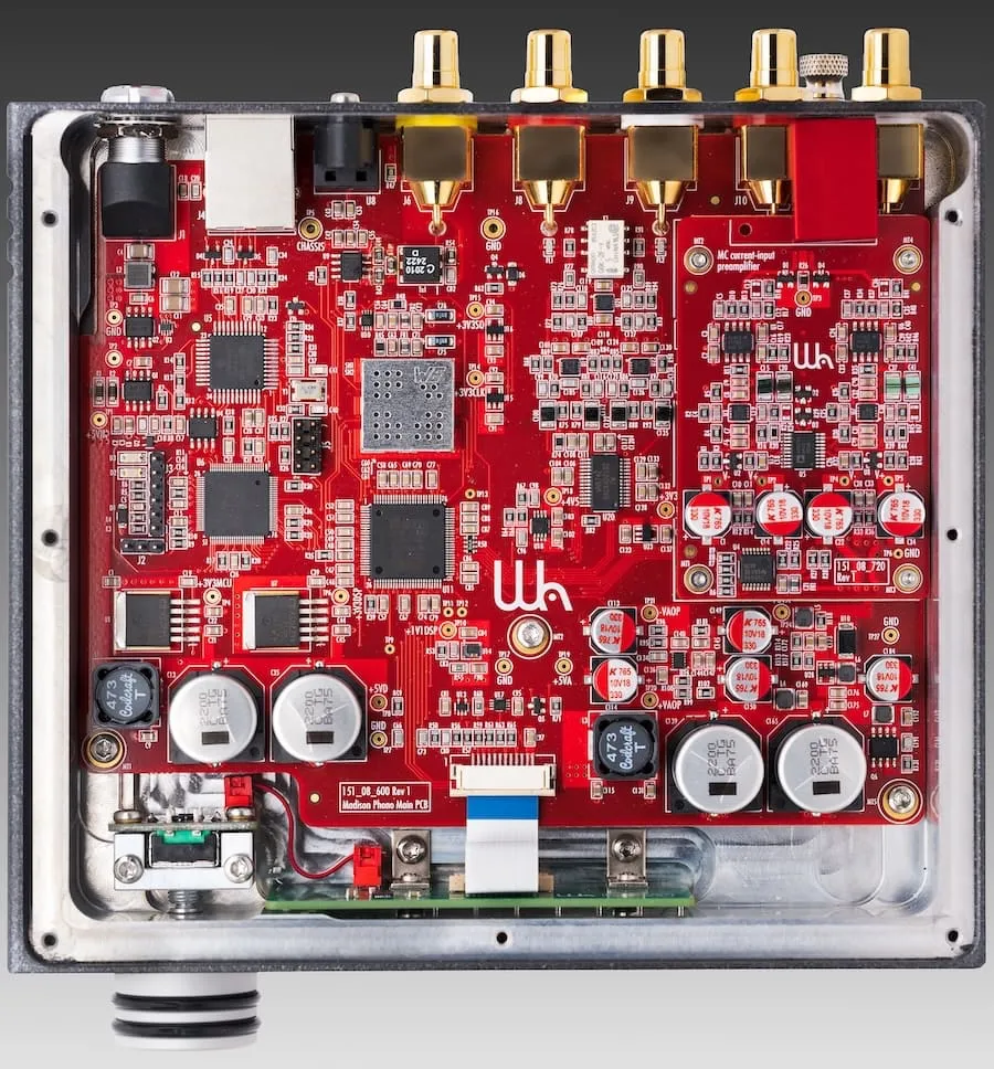 Interior of the Madison Phono with its input boards